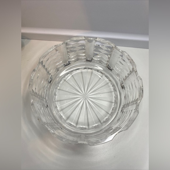 Waterford 7" Round Bowl- Bow Tie  Design - Picture 2 of 8